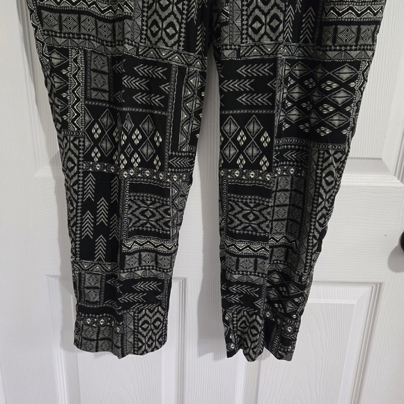 NWT Jessica Simpson Stylish Cropped Pants Women's Size XL Poplin Baggy Pull-On - Picture 6 of 16